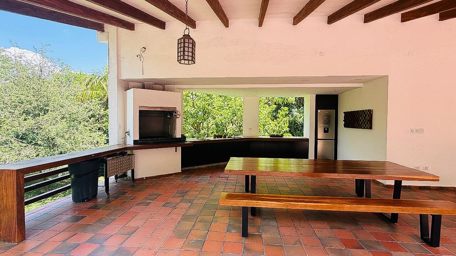 Exclusiva y Espectacular Residencia Amoblada en Colinas del Urubó