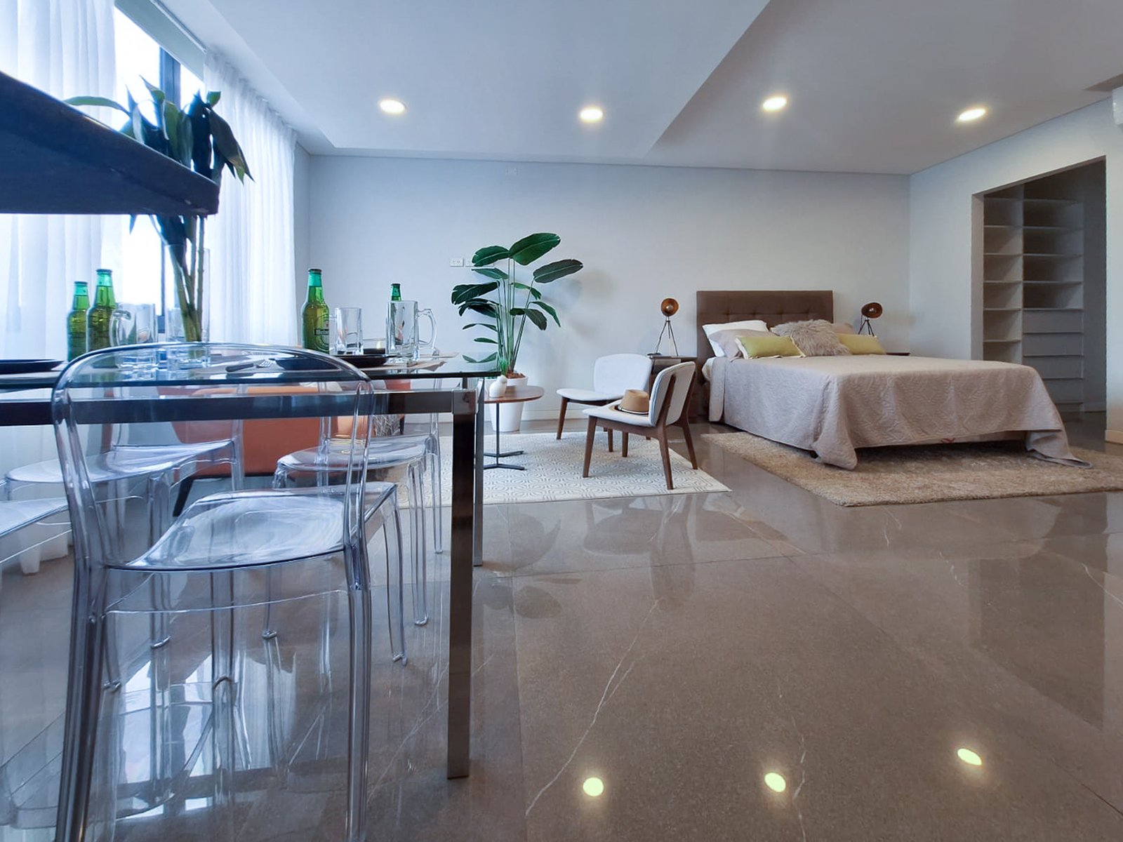 Exclusivo Monoambiente de Lujo Completamente Equipado en Equipetrol-Sirari