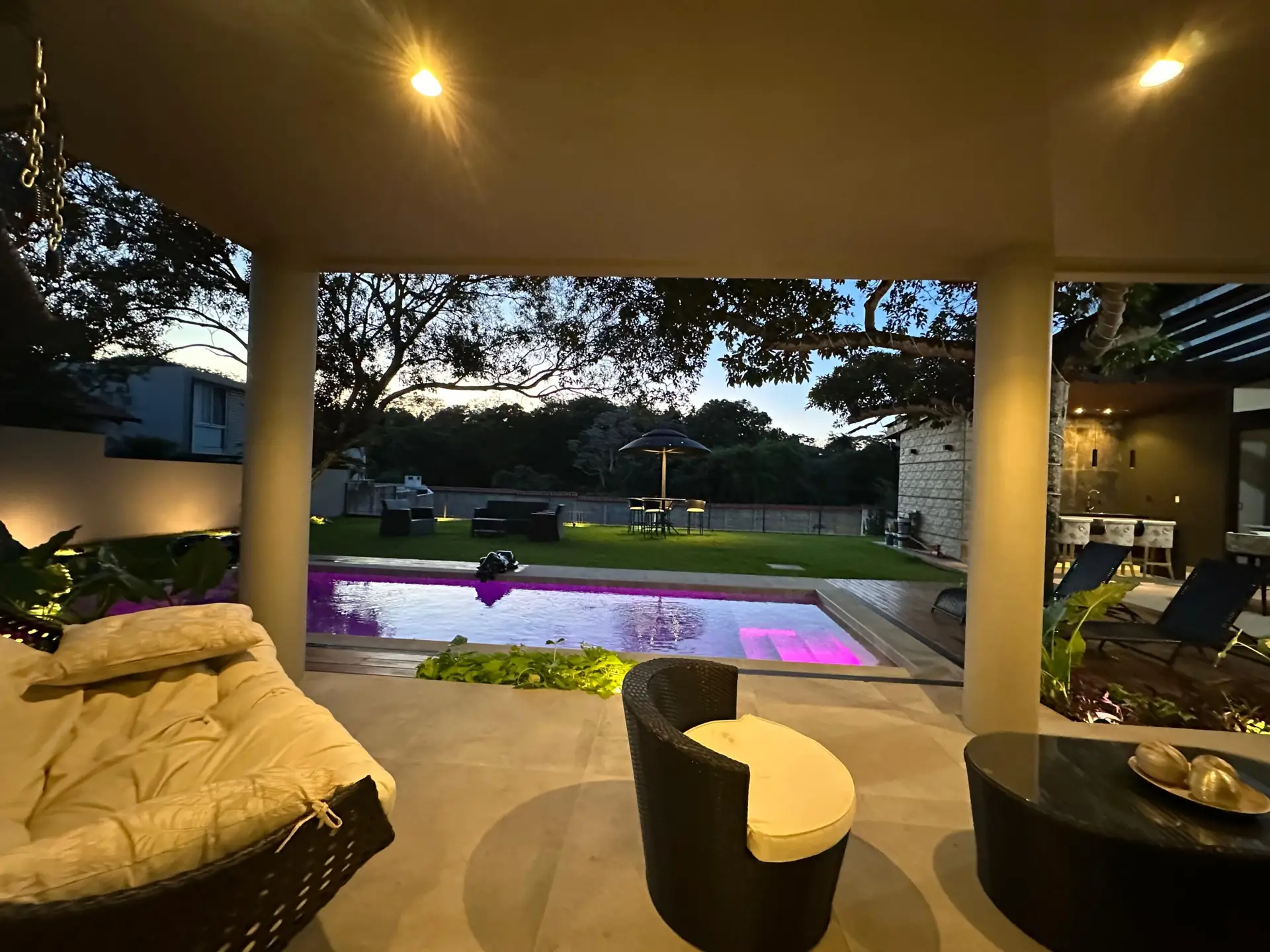 Espectacular Residencia de Lujo en Venta – La Hacienda del Urubó